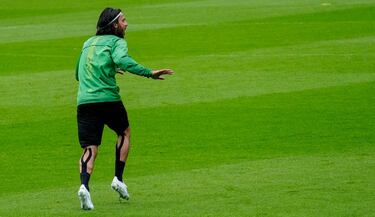 Alineación posible del Racing contra el Levante en El Sardinero