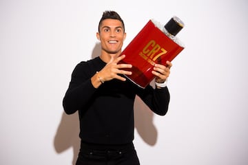 MADRID, SPAIN - SEPTEMBER 07:  Crisitiano Ronaldo celebrates the launch of his new frangrance CR7 on September 7, 2017 in Madrid, Spain.  (Photo by David Ramos/Getty Images for CR7)