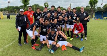 La Sub 17 de Colo Colo golea a Rosario Central en Argentina