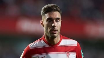 Ruben Rochina of Granada looks on during the spanish league, La Liga Santander, football match played between Granada CF and Getafe CF at Nuevo Los Carmenes stadium on October 28, 2021, in Granada, Spain.
 AFP7 
 28/10/2021 ONLY FOR USE IN SPAIN