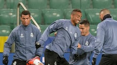 Álvaro Morata irrumpe en un partido fantasma en Varsovia