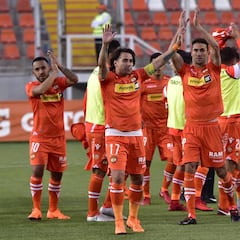Cobreloa vence a Barnechea y le da un respiro a Rodrigo Pérez