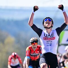 Pogacar hace lo suyo en Flecha Valona para completar el Tríptico de las Ardenas