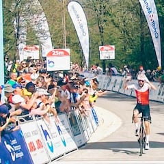 Jesús Herrada gana la Grand Besançon Doubs