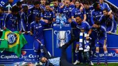 Terry y Diego Costa le dan a Mourinho su primer título