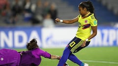 Colombia cae en su debut y se concentra en España