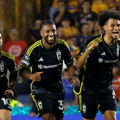 ¿Cuántas veces ha alcanzado Columbus Crew las semifinales de Concachampions y cómo quedó?