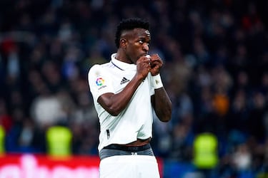 1x1 del Real Madrid ante el Valencia: un golazo, otro baile y dos ataques de pánico