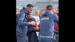 Vigouroux se reencuentra con su padre tras ser figura: la escena hará feliz a Chile