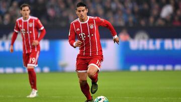 El volante colombiano James Rodr&iacute;guez durante el partido entre Bayern M&uacute;nich y Schalke 04 por Bundesliga
 
 
 
 
 