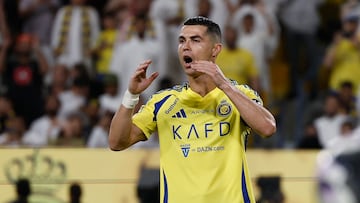 Soccer Football - Saudi Pro League - Al Nassr v Al Hilal - Al-Awwal Park, Riyadh, Saudi Arabia - November 1, 2024 Al Nassr's Cristiano Ronaldo reacts REUTERS/Hamad I Mohammed
