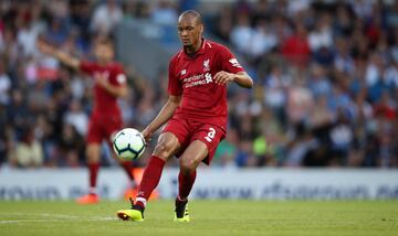 Uno de los grandes fichajes del pasado mercado veraniego. El centrocampista aún no ha disputado ni un solo minuto en la Premier League con su nuevo equipo. Klopp, entrenador del Liverpool, ha reconocido ante los medios que el futbolista necesitará varios meses para acoplarse al estilo del club.