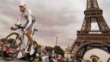 <b>DE AMARILLO Y EN PARÍS.</b>
El australiano Bradley McGee no podrá olvidar nunca que ganó esta etapa y se vistió de amarillo en París, un privilegio normalmente tan sólo reservado a los que ganan el Tour de Francia, que siempre
termina en la capital francesa.