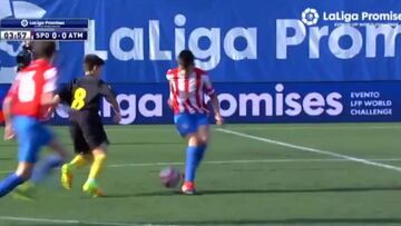 Imagen del partido de semifinales del XXI LaLiga Promises International entre Sporting de Gijón y Atlético de Madrid.