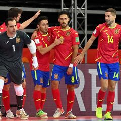 España remonta ante Japón para sacar el billete a octavos