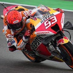 Márquez empieza en cabeza