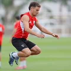 El Elche acelera por Pedrosa