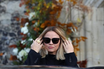 Kimberley Walsh, TV personality and former member of girl group "Girls Aloud" arrives to attend the funeral of former One Direction singer Liam Payne at St. Mary's Church in Amersham, near London, Britain, November 20, 2024. REUTERS/Toby Melville