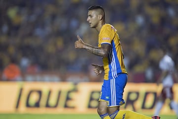 Ismael Sosa también aportará.