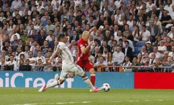 Penalti de Casemiro a Robben.