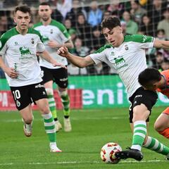 El Racing cierra un nuevo contrato para blindar a Jorge Salinas