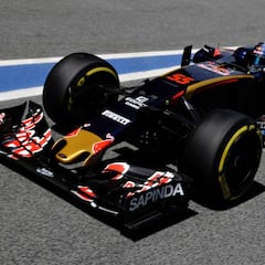 Sainz hereda desde Barcelona el chasis de Verstappen