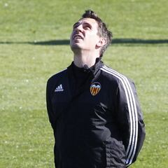 Gary Neville: un lustro de un banquillo caliente en el Valencia