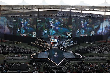 El Estadio Munhak de Incheon está ubicado en la portuaria ciudad metropolitana de Incheon, perteneciente al área metropolitana de Seúl en Corea del Sur, construido por motivo de la Copa Mundial de Fútbol de 2002. Es el estadio donde juega de local el Incheon United. El 3 de noviembre de 2018 acogió la final del Campeonato Mundial de League of Legends. El equipo chino de Invictus Gaming gano al europeo de Fnatic.