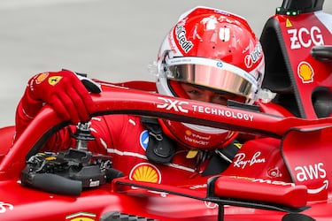 Hamilton revienta: “Soy inútil, Ferrari debe cambiar de piloto”