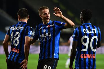 Con triplete de Pasalic y goles de De Roon, Malinovskiy y Duván, Atalanta goleó a Brescia y asciende a la segunda posición de la Serie A.