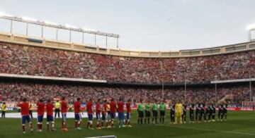 Gran ambiente en el Vicente Calderón. 