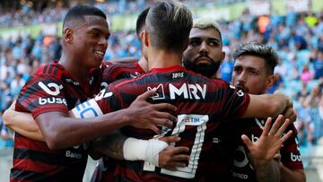 Soccer Football - Brasileiro Championship - Gremio v Flamengo - Arena do Gremio, Porto Alegre, Brazil - November 17, 2019   Flamengo&#039;s Gabriel celebrates scoring their first goal with team mates   REUTERS/Diego Vara