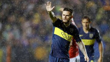 Reunión entre el Cagliari y Boca por Nández en Madrid