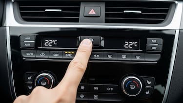 Cómo desempañar los vidrios del auto cuando llueve