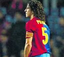 Puyol y Márquez dejan la defensa en emergencia