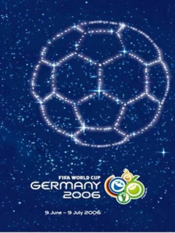 Zinedine Zidane fue el principal protagonista de este Mundial. El franc¨¦s anunci¨® que dejar¨ªa el f¨²tbol tras la cita mundialista y tras una primera fase discreta con las eliminatorias se ver¨ªa lo mejor de Zidane y de Francia. En la final jugaron contra la Italia de Lippi y se lleg¨® a la pr¨®rroga tras el empate a 1. En la pr¨®rroga Zidane cabece¨® el pecho de Materazzi y el ¨¢rbitro lo expuls¨®. Italia gan¨® en la tanda de penaltis su cuarto mundial. Espa?a hizo una brillante primera fase y en octavos se cruz¨® con una Francia discreta pero los galos sorprendieron al combinado espa?ol y pasaron a cuartos tras ganar 3 a 1.