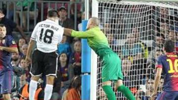 <b>SUSTO. </b>Víctor Ruiz estuvo a punto de conseguir el empate con este remate de cabeza que se fue alto por poco.