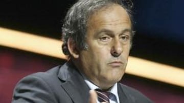 Florentino Pérez cree que Platini "seguramente" irá al palco para el Real Madrid-AC Milan