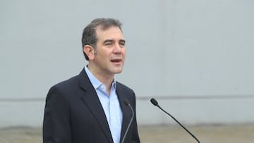 Ofrecen candidatura presidencial a Lorenzo Córdova