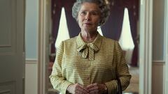 Imelda Staunton como la reina Isabel II.