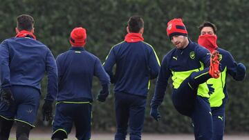 El Arsenal entrenó la víspera de su partido contra el Bayern.