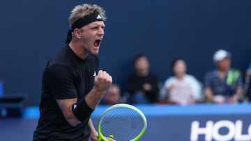 Sin Alcaraz, la Armada responde: Davidovich también se supera