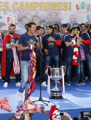 El 17 de mayo de 2013, el Atlético se proclama campeón de la Copa del Rey 17 años después tras vencer al Real Madrid por 1-2.