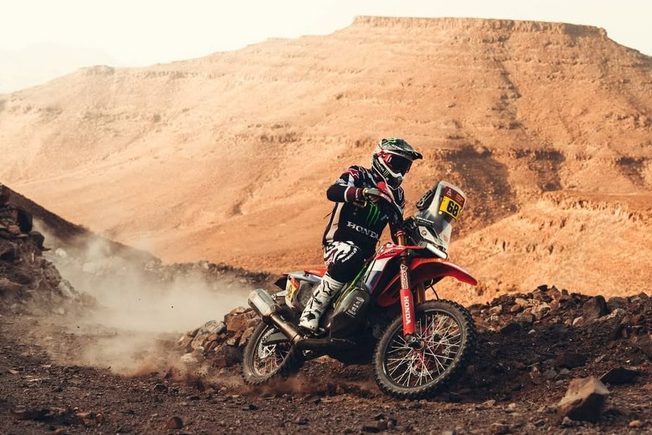 Otro golpe de Schareina para liderar el Dakar