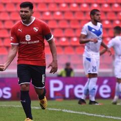 El Rojo sonríe a puerta cerrada