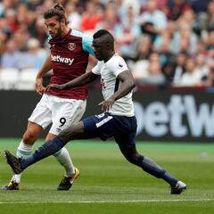 Dávinson sigue firme con el Tottenham en la Premier