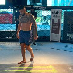 Topuria vuelve al Top-3 del ranking libra por libra