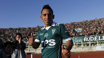 Volante Jorge Luna se ofreció para volver a Wanderers en la B