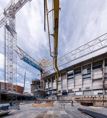 Obras del Santiago Bernabéu: la cubierta empieza a coger forma