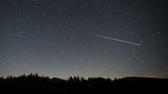 GRA029 SAN MIGUEL DE AGUAYO (Cantanbria), 12/8/2016.- Las perseidas o l&aacute;grimas de San Lorenzo son las estrellas fugaces m&aacute;s famosas del a&ntilde;o y las pr&oacute;ximas dos noches son las mejores para buscar un lugar oscuro, lejos de la cont